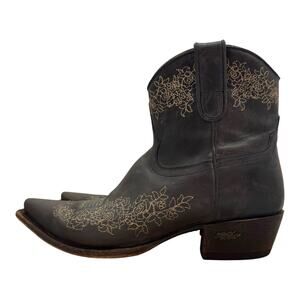 Miss Macie Western Embroidered Snip Toe Side Zip Ankle Boot Gray Pink 10